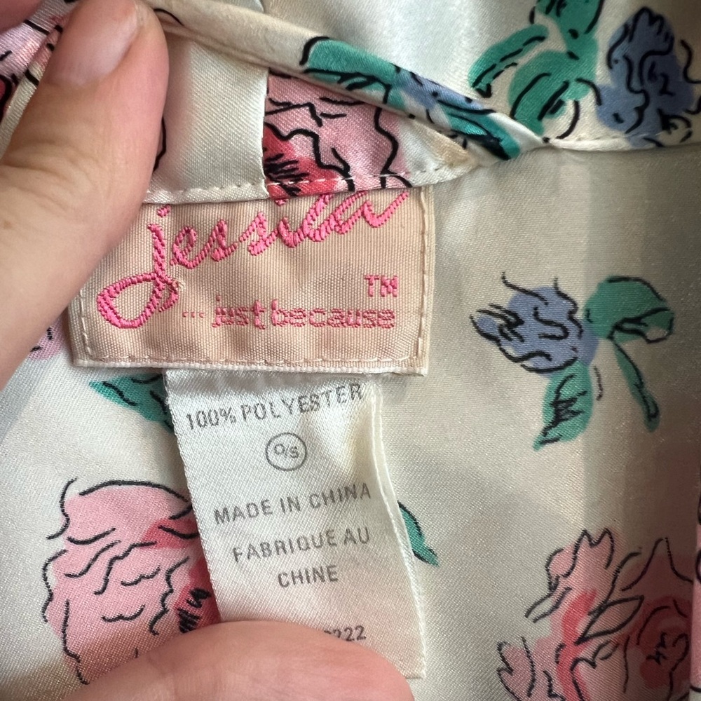 Vintage Jessica Satin Floral Robe - Picture 5 of 7